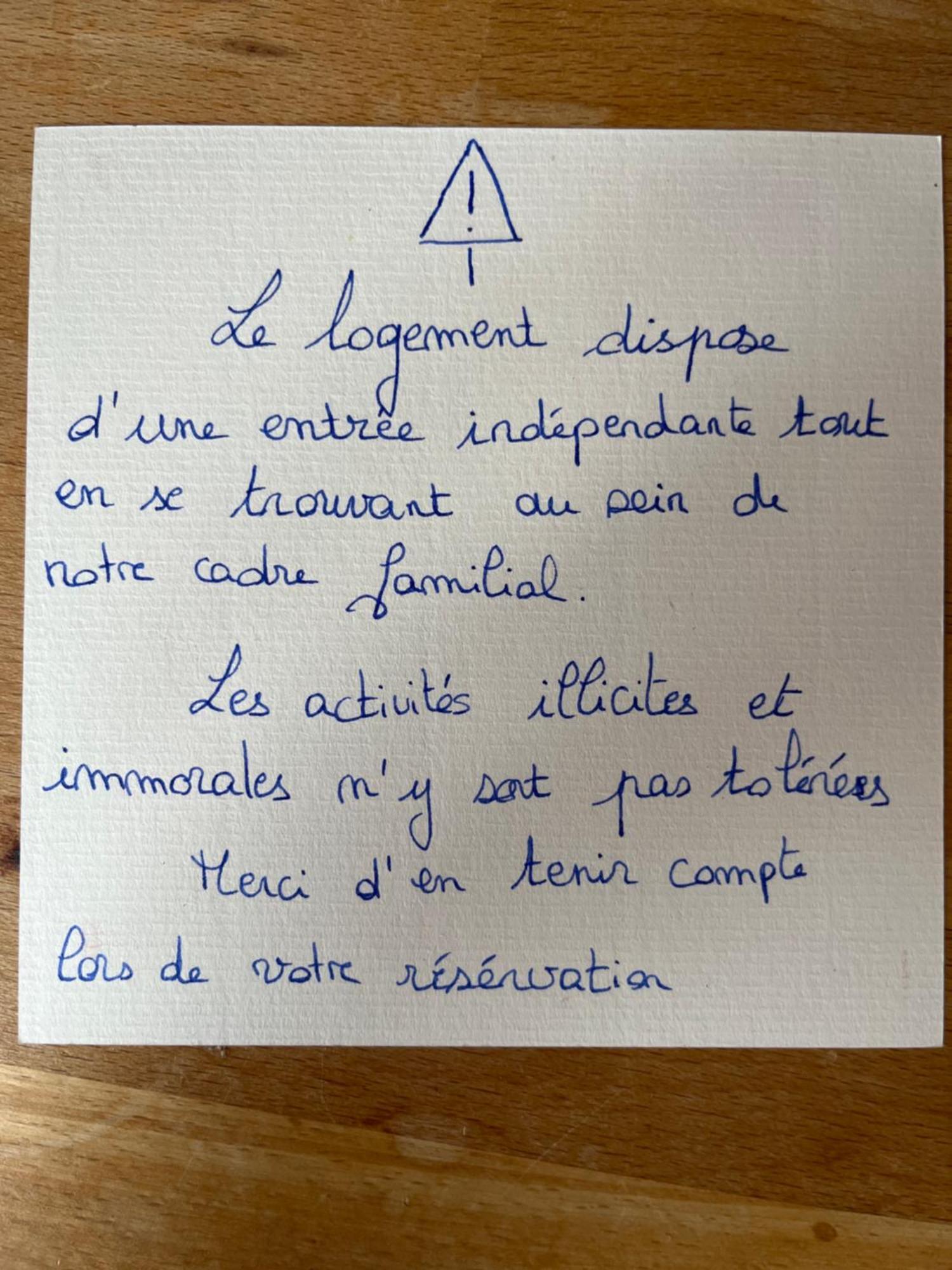 Au Pied Du Beffroi Apartman Arras Kültér fotó