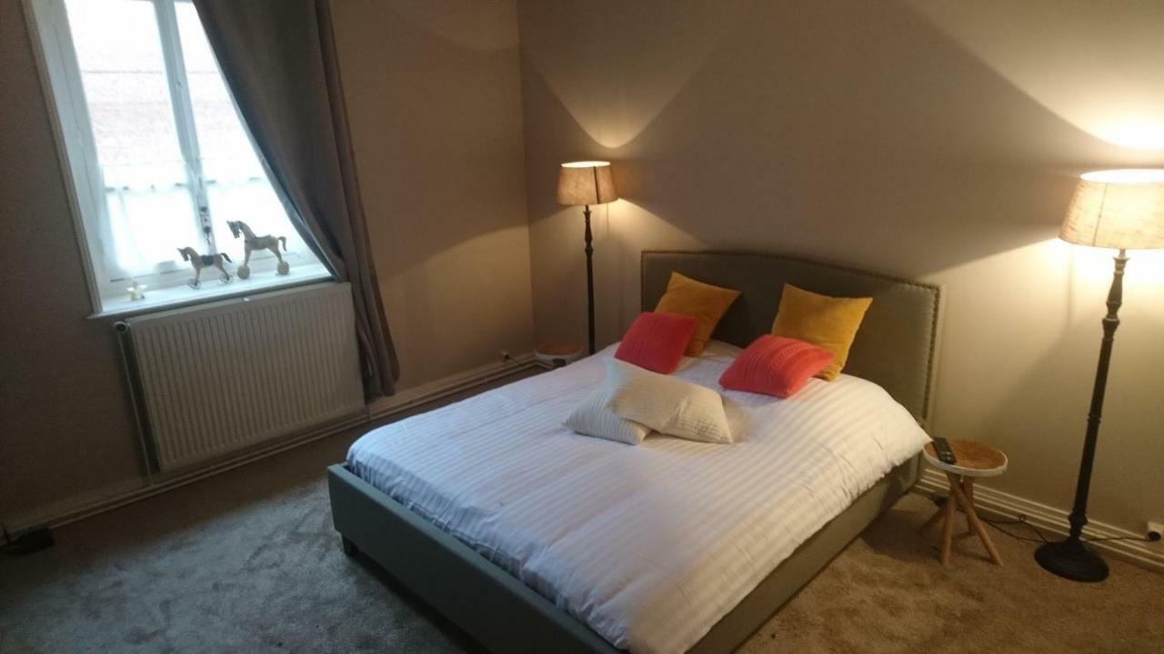 Au Pied Du Beffroi Apartman Arras Kültér fotó
